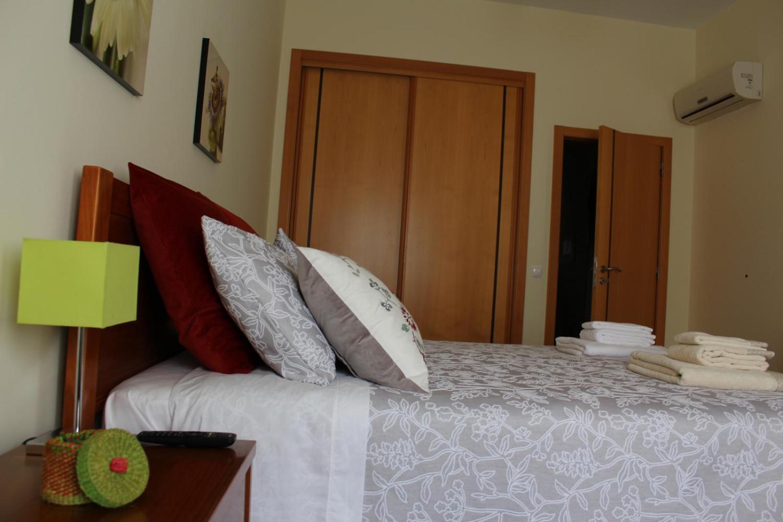 Charming Luz House - T2 With Jacuzzi Apartment *